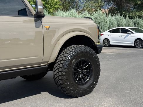 Used 2025 Ford Bronco Badlands AWD/4WD image 7