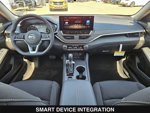 New 2025 Nissan Altima 2.5 SV image 19