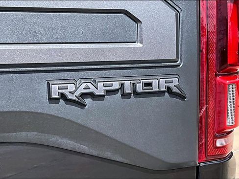 Used 2020 Ford F150 Raptor w/ Equipment Group 802A Luxury image 10