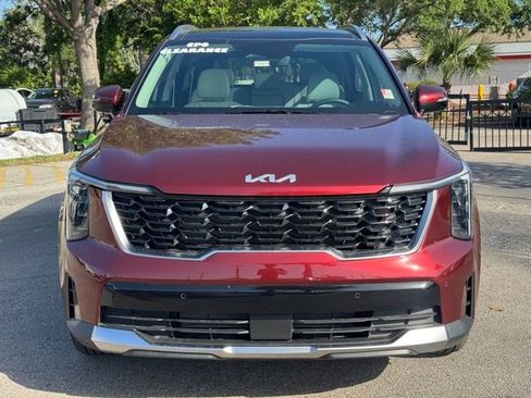 Used 2025 Kia Sorento S w/ Panoramic Sunroof Package image 9