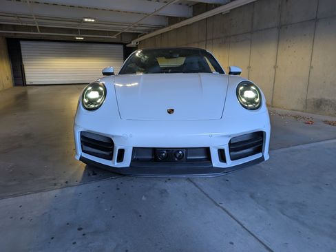 Used 2025 Porsche 911 Carrera image 12