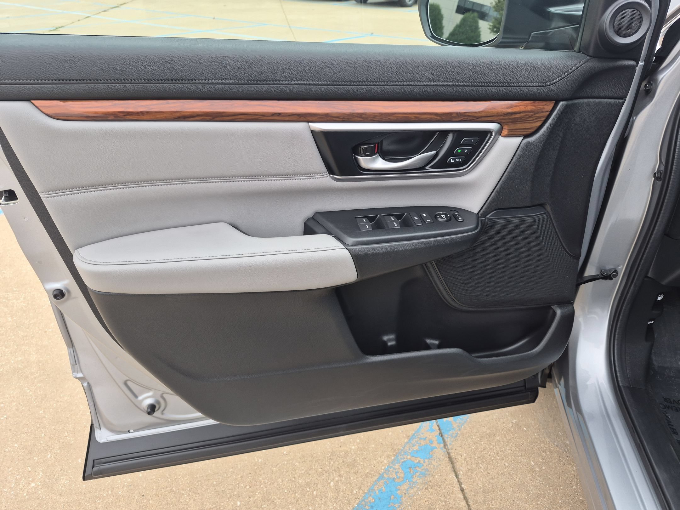 Certified 2022 Honda CR-V EX-L image 13