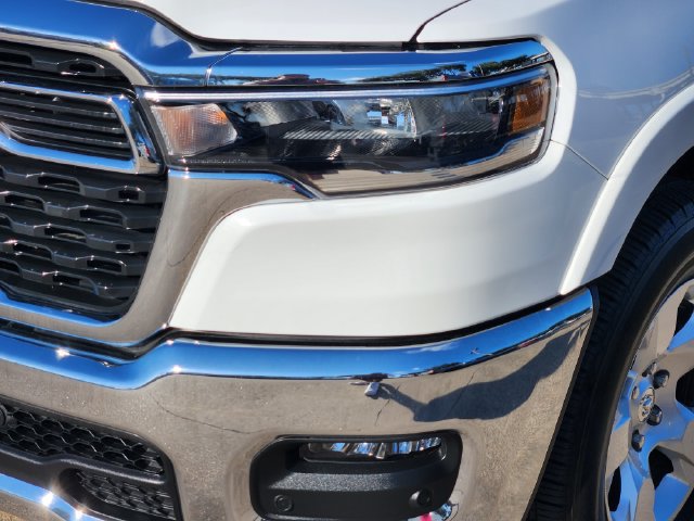 Used 2025 RAM 1500 Big Horn AWD/4WD image 9