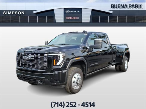 Certified 2025 GMC Sierra 3500 Denali Ultimate image 4