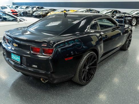 Used 2013 Chevrolet Camaro SS w/ RS Package RWD image 6