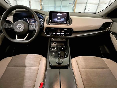 Used 2021 Nissan Rogue SV image 14