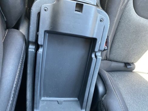 Used 2014 Jeep Cherokee Latitude image 18