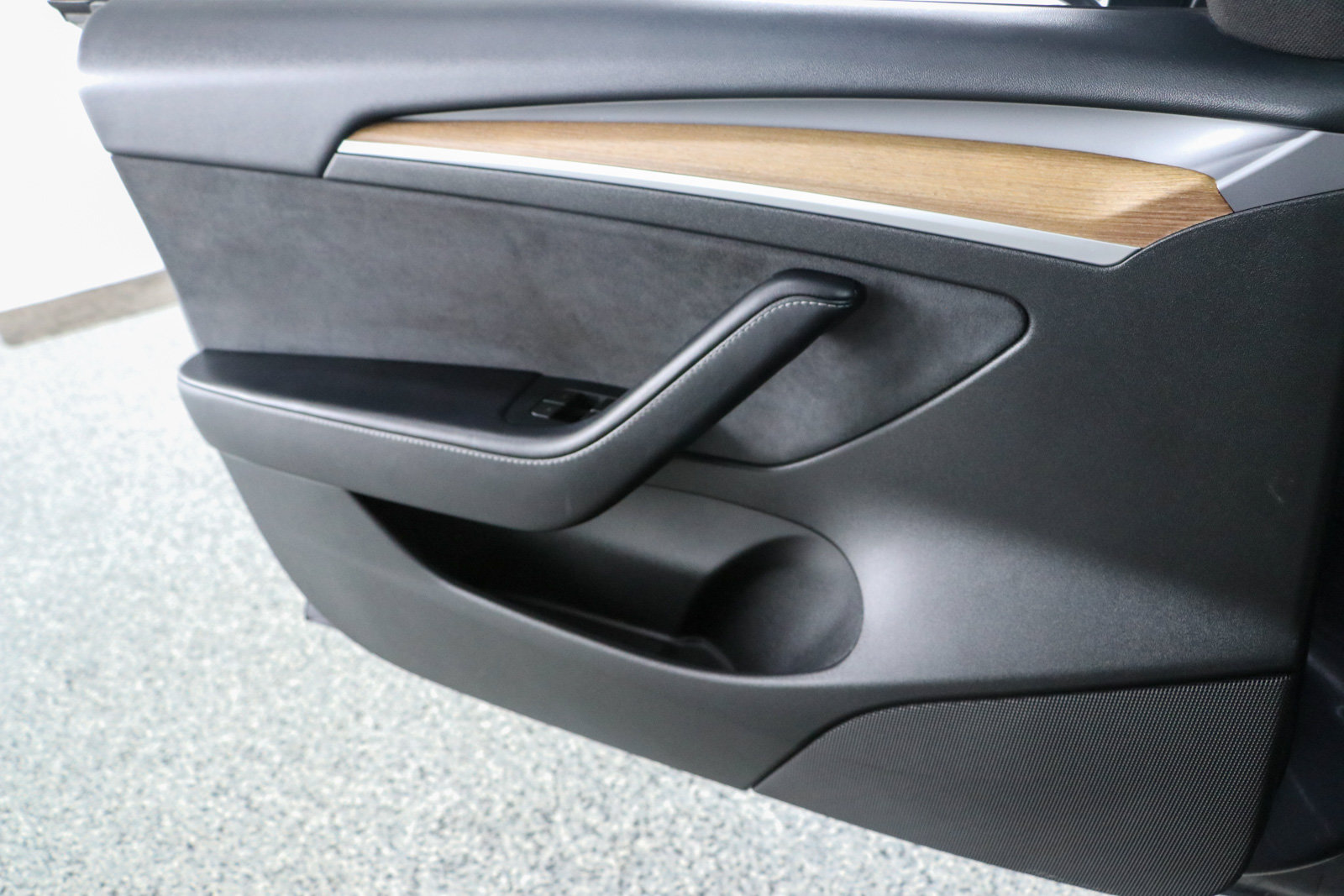 Used 2023 Tesla Model 3 Standard Range RWD image 19