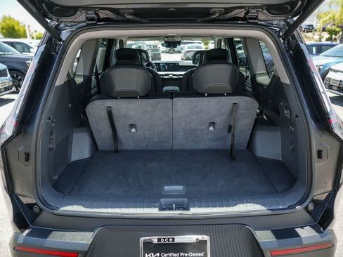 Certified 2024 Kia EV9 Light Long Range RWD image 25