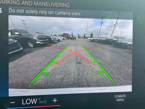 Used 2024 BMW 330e xDrive 330e xDrive Plug-In Hybrid AWD image 27