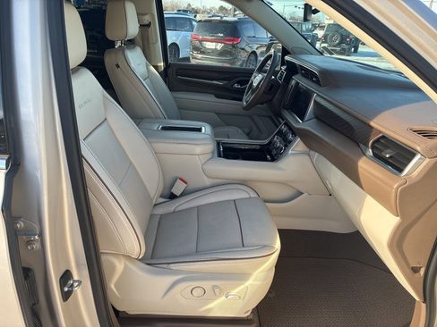 Used 2021 GMC Yukon Denali image 20
