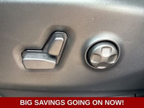 New 2026 Chrysler Pacifica Select w/ S Appearance Package image 33