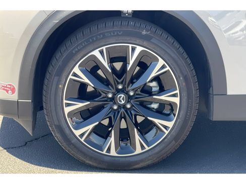 Certified 2024 MAZDA CX-90 Plug-In Hybrid w/ Premium Plus AWD/4WD image 11