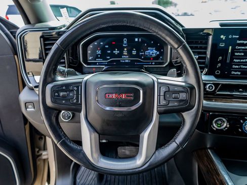 Used 2022 GMC Sierra 1500 Elevation image 19