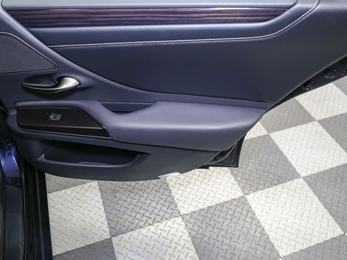 Used 2019 Lexus ES 350 image 21