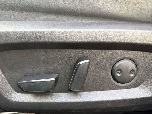 Used 2022 Mitsubishi Outlander SE image 22