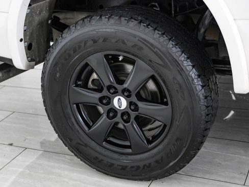 Used 2019 Ford F150 Lariat image 47