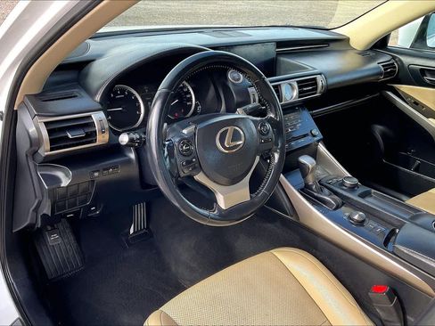 Used 2015 Lexus IS 250 AWD w/ Premium Package image 17