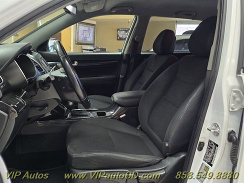 Used 2014 Kia Sorento LX FWD image 15