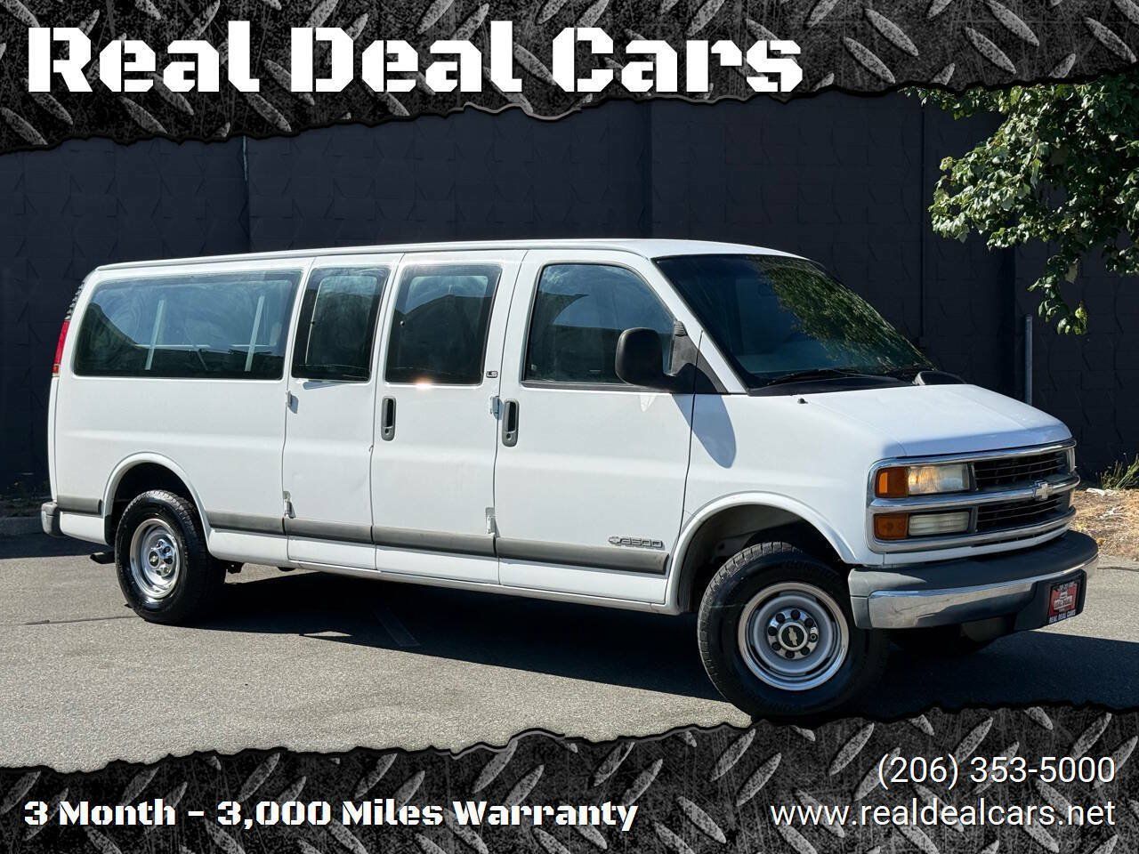 Used 2001 Chevrolet Express 3500 Extended Passenger w/ LS Preferred Equipment Group RWD image 1