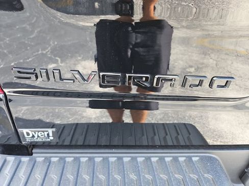 Certified 2026 Chevrolet Silverado 1500 High Country w/ Midnight Edition AWD/4WD image 25