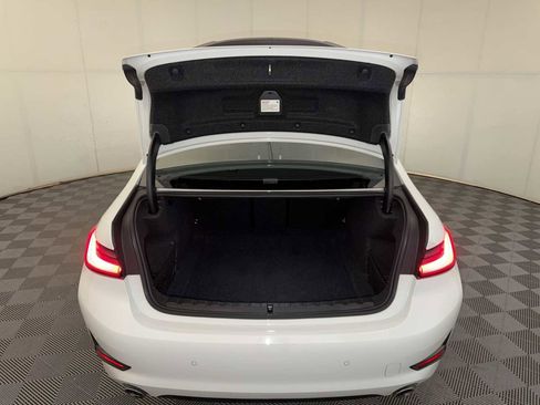 Certified 2022 BMW 330i xDrive 330i xDrive w/ Driving Assistance Package image 23