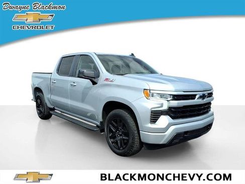 Used 2022 Chevrolet Silverado 1500 RST w/ Convenience Package II AWD/4WD image 1
