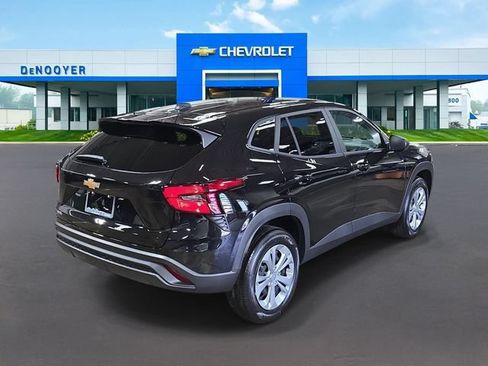 New 2026 Chevrolet Trax LS FWD image 6