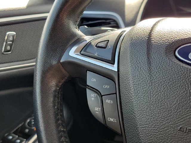 Used 2018 Ford Edge SEL w/ Equipment Group 201A AWD/4WD image 11