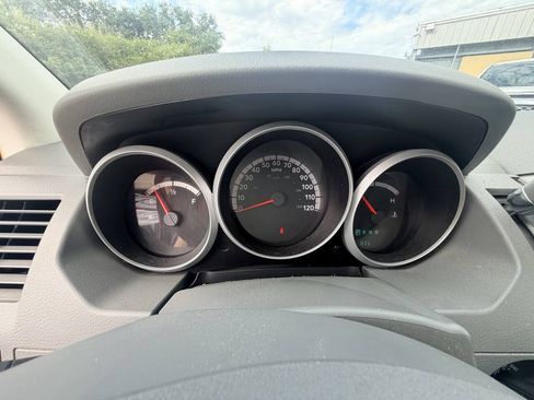 Used 2010 Dodge Grand Caravan SE FWD image 13
