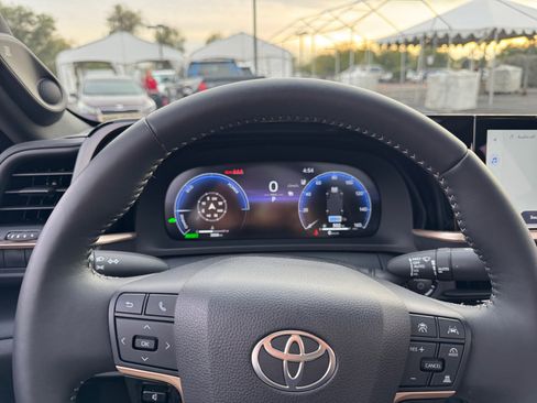 Certified 2026 Toyota Crown Limited image 10