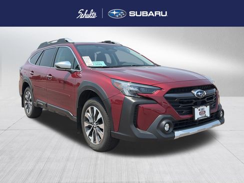 Certified 2025 Subaru Outback Touring AWD/4WD image 1