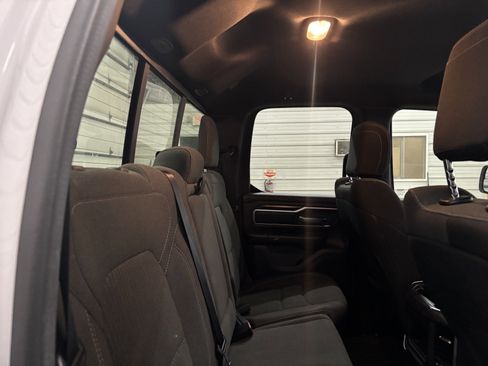 Used 2021 RAM 1500 Big Horn image 31