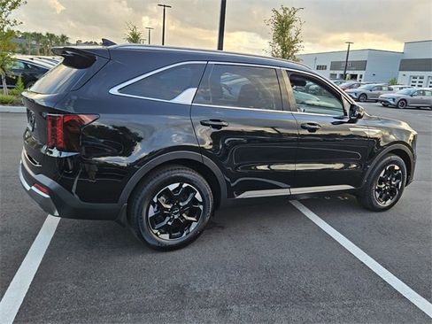 New 2025 Kia Sorento S w/ Panoramic Sunroof Package image 10