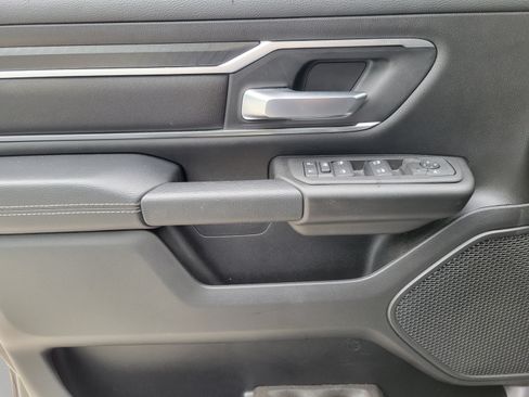 Used 2025 RAM 1500 Big Horn AWD/4WD image 12