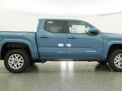 New 2026 Toyota Tacoma SR5 AWD/4WD image 27
