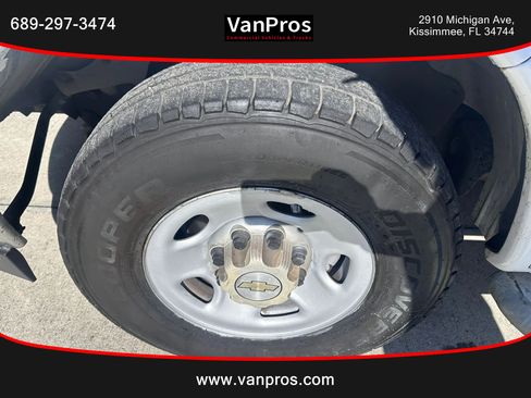 Used 2021 Chevrolet Express 2500 w/ Driver Convenience Package RWD image 17