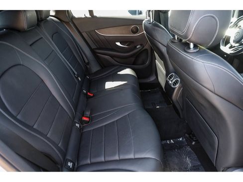 Certified 2022 Mercedes-Benz GLC 300 4MATIC image 19