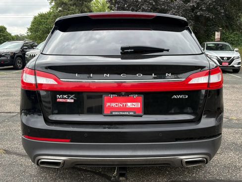Used 2017 Lincoln MKX Reserve AWD/4WD image 8