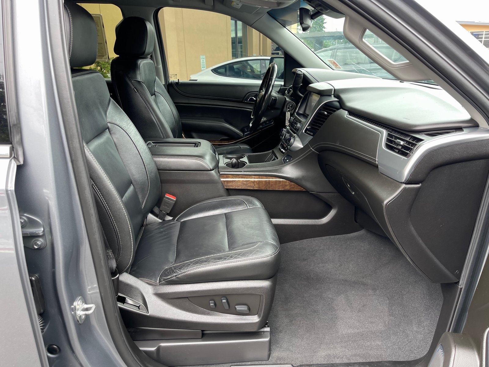 Used 2019 Chevrolet Tahoe LT RWD image 23