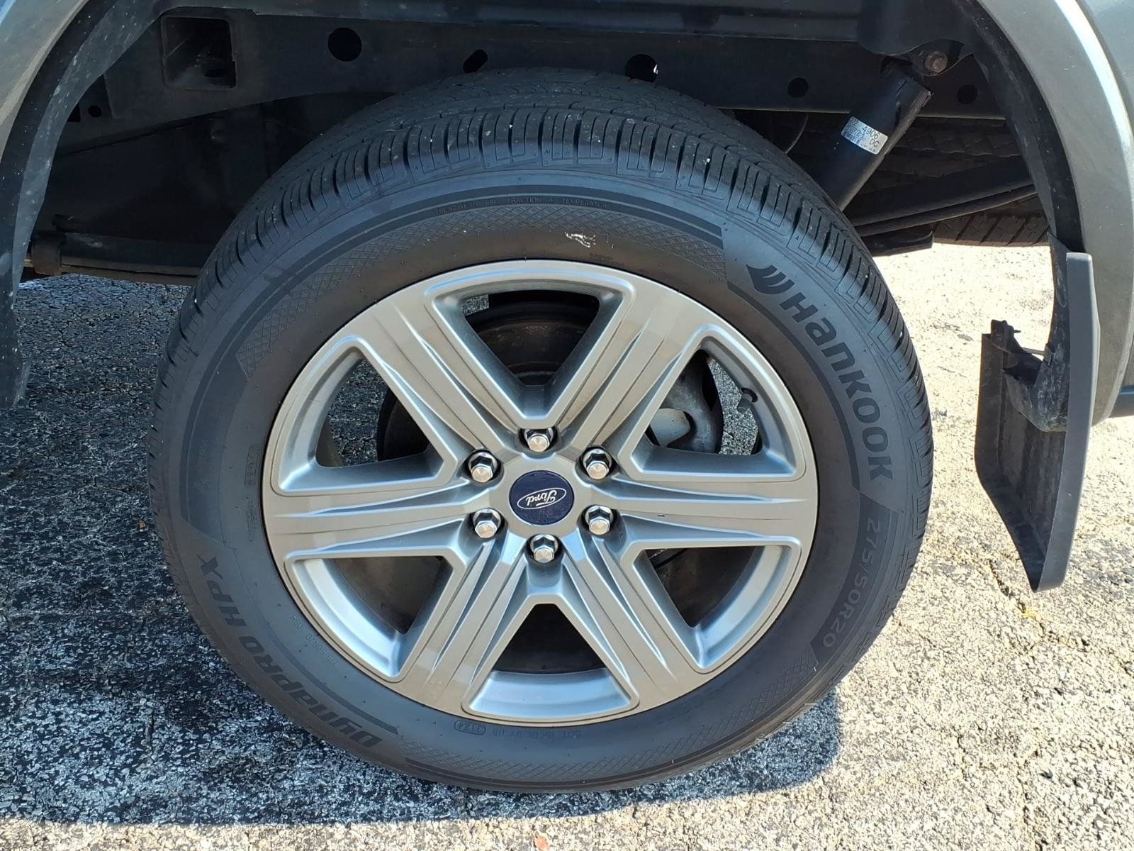 Used 2019 Ford F150 XLT w/ Equipment Group 302A Luxury AWD/4WD image 9