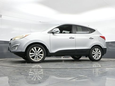 Used 2011 Hyundai Tucson Limited w/ Premium Pkg 3 FWD image 42