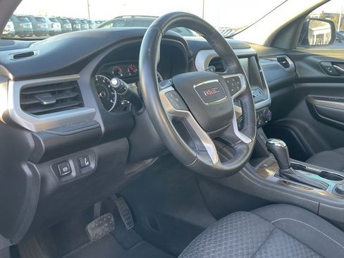 Used 2017 GMC Acadia SLE image 9