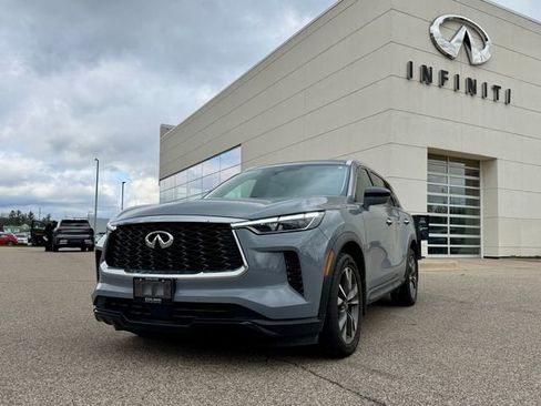 Used 2025 INFINITI QX60 Luxe image 2