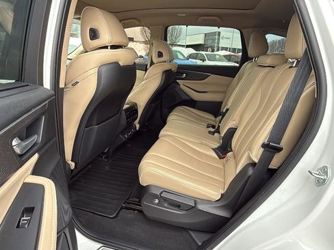 Used 2023 Acura MDX SH-AWD w/ Advance Package image 22