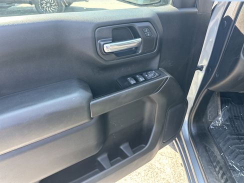 Certified 2019 Chevrolet Silverado 1500 Custom w/ Custom Convenience Package AWD/4WD image 7