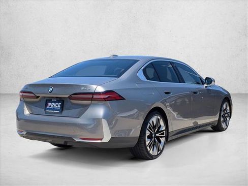 Used 2026 BMW 540i xDrive AWD/4WD image 5