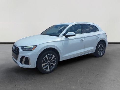 Used 2023 Audi Q5 2.0T Premium Plus w/ Premium Plus Package AWD/4WD image 1