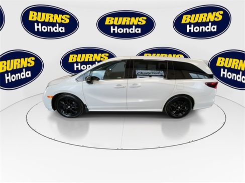 Certified 2023 Honda Odyssey Sport image 5