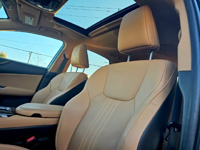 Used 2023 Lexus NX 350 AWD image 19